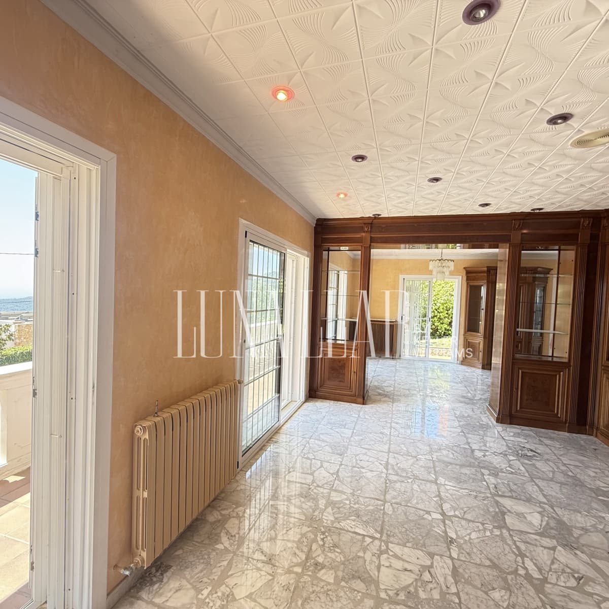 6 quarto Moradia para venda em Gava com piscina garagem - 995 000 € (Ref: 9941844)
