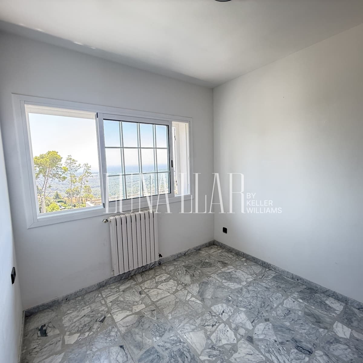 6 quarto Moradia para venda em Gava com piscina garagem - 995 000 € (Ref: 9941844)