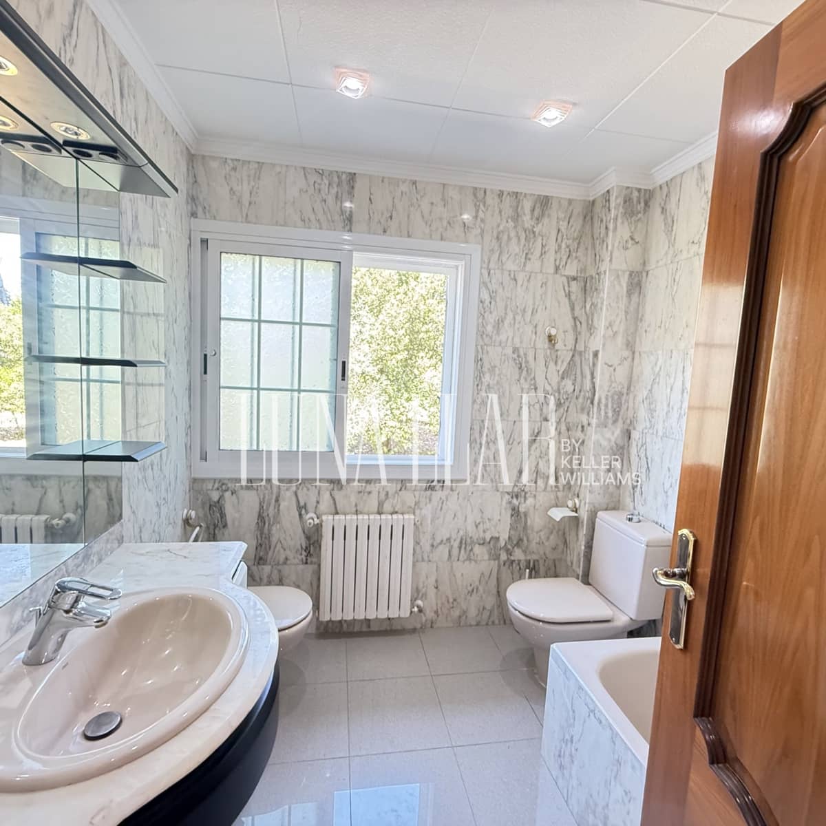 6 quarto Moradia para venda em Gava com piscina garagem - 995 000 € (Ref: 9941844)