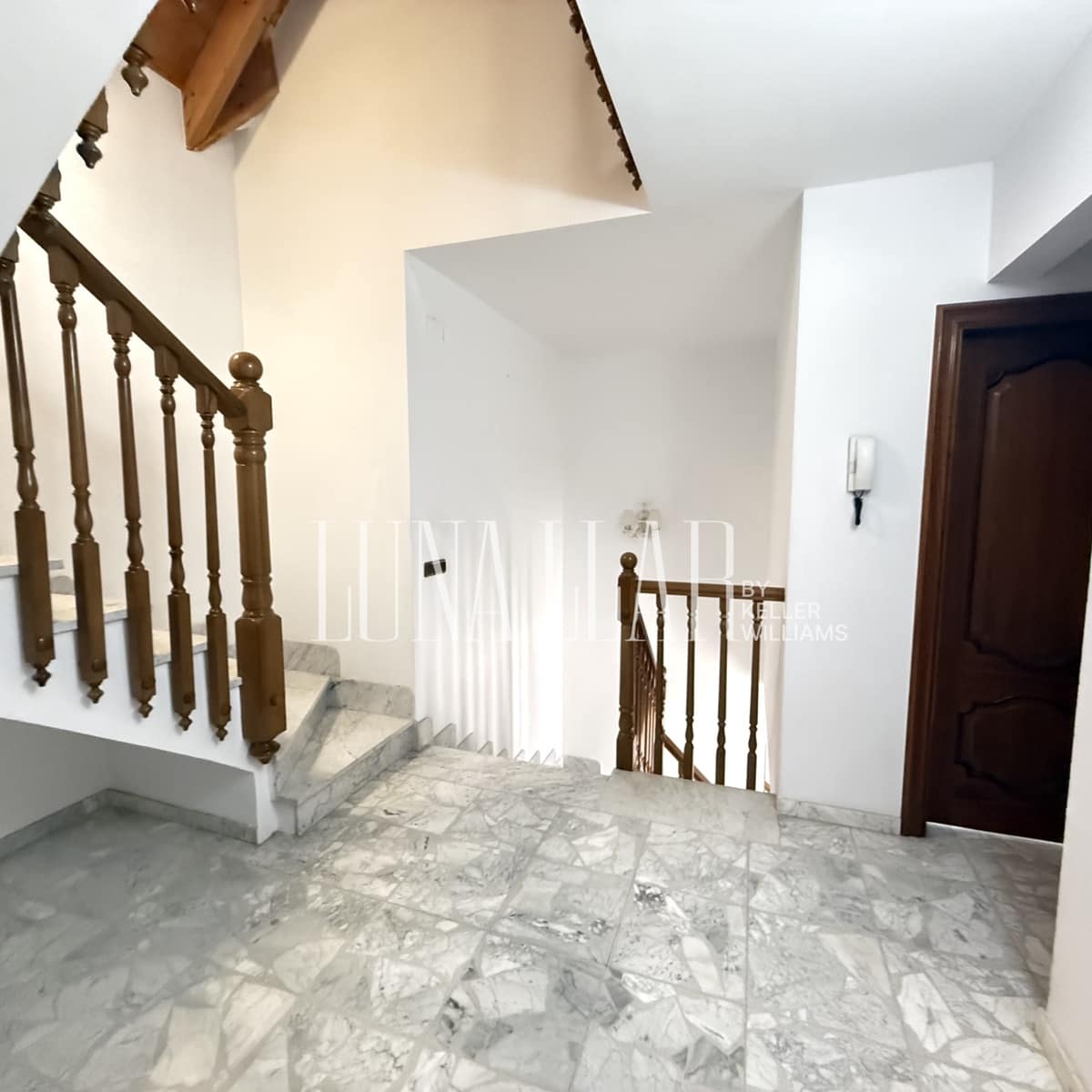 6 quarto Moradia para venda em Gava com piscina garagem - 995 000 € (Ref: 9941844)