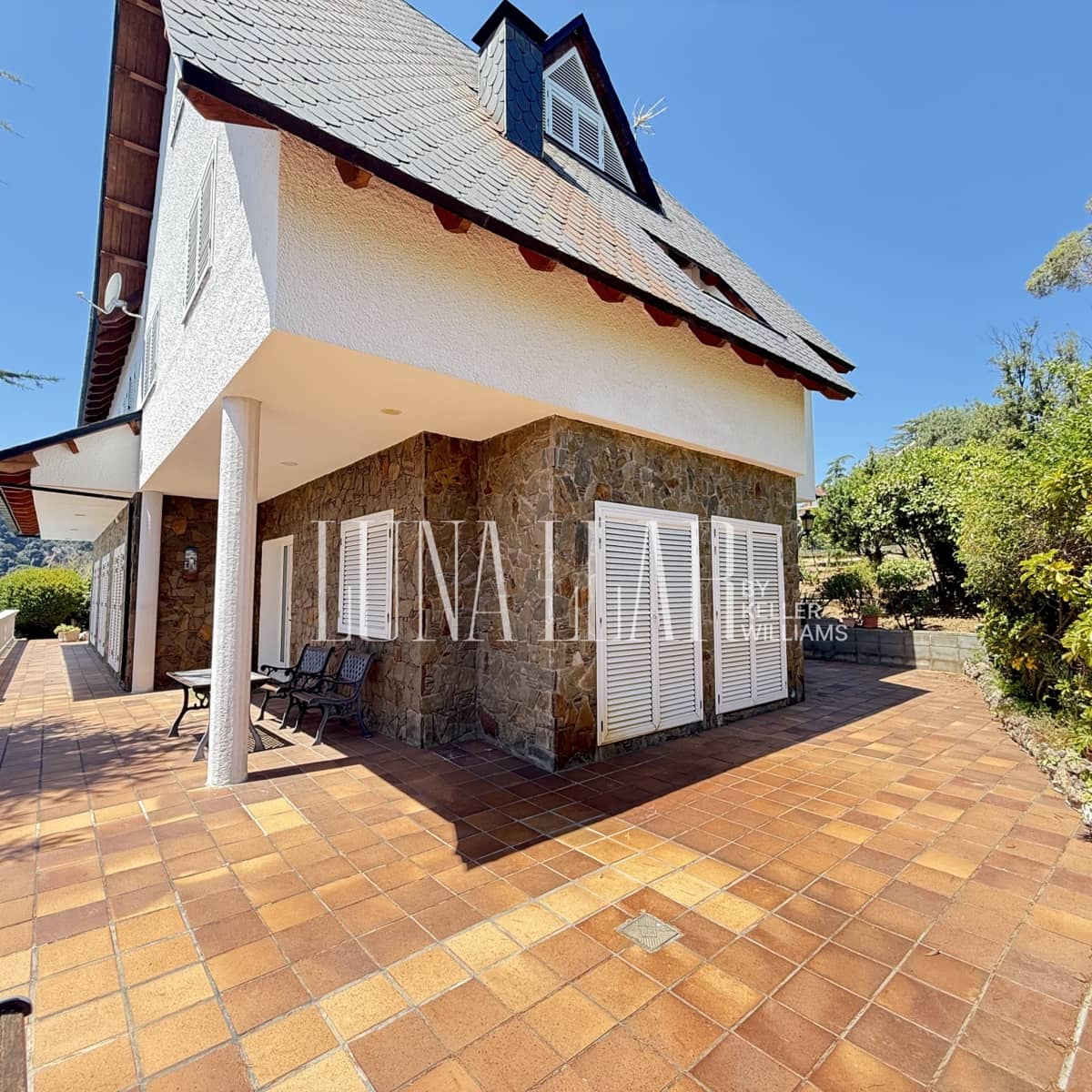 6 quarto Moradia para venda em Gava com piscina garagem - 995 000 € (Ref: 9941844)