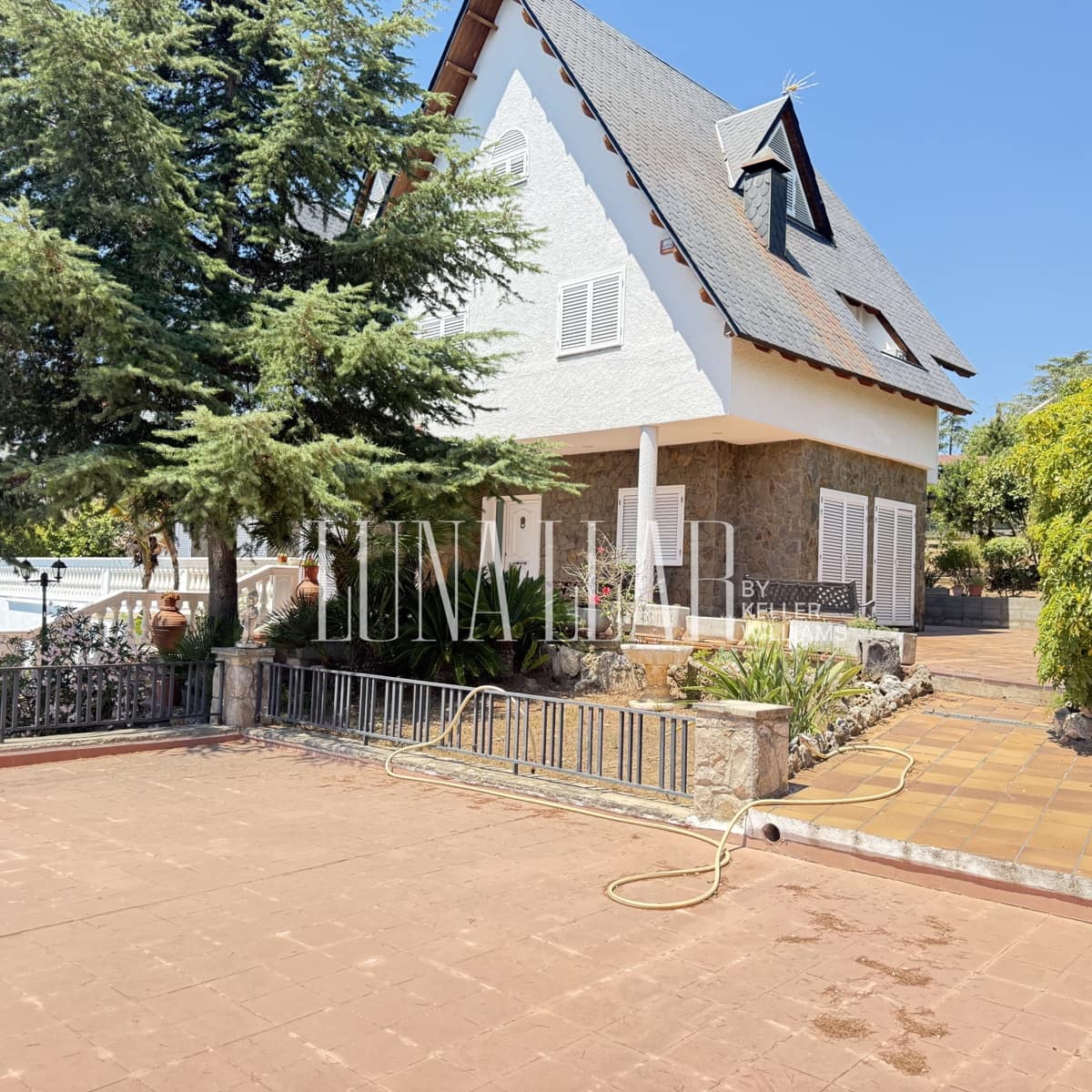 6 quarto Moradia para venda em Gava com piscina garagem - 995 000 € (Ref: 9941844)