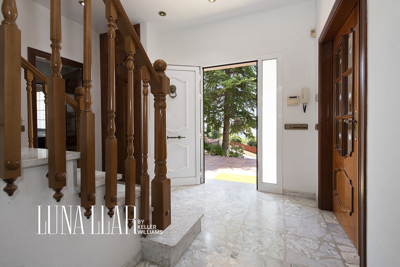 Chalet de 6 habitaciones en Gavà en venta con piscina garaje - 995.000 € (Ref: 9941844)