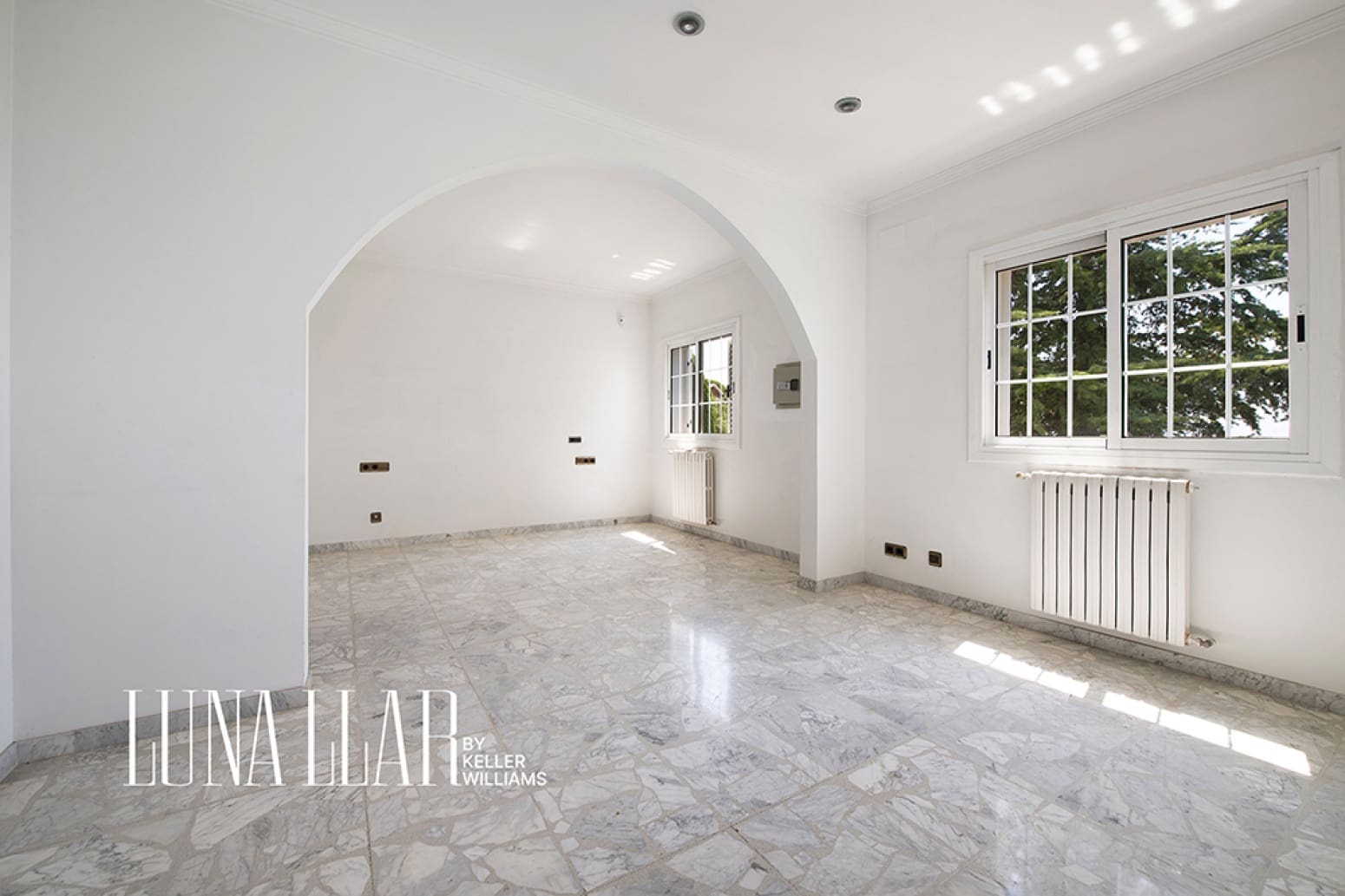 Chalet de 6 habitaciones en Gavà en venta con piscina garaje - 995.000 € (Ref: 9941844)
