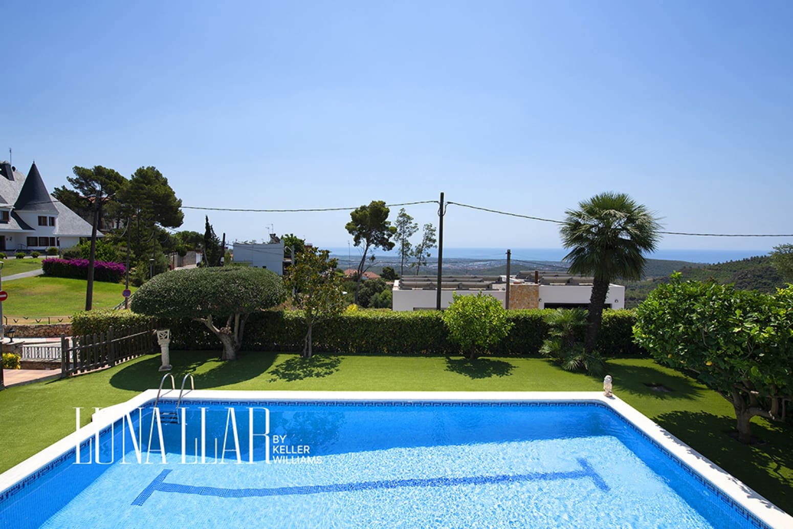Chalet de 6 habitaciones en Gavà en venta con piscina garaje - 995.000 € (Ref: 9941844)