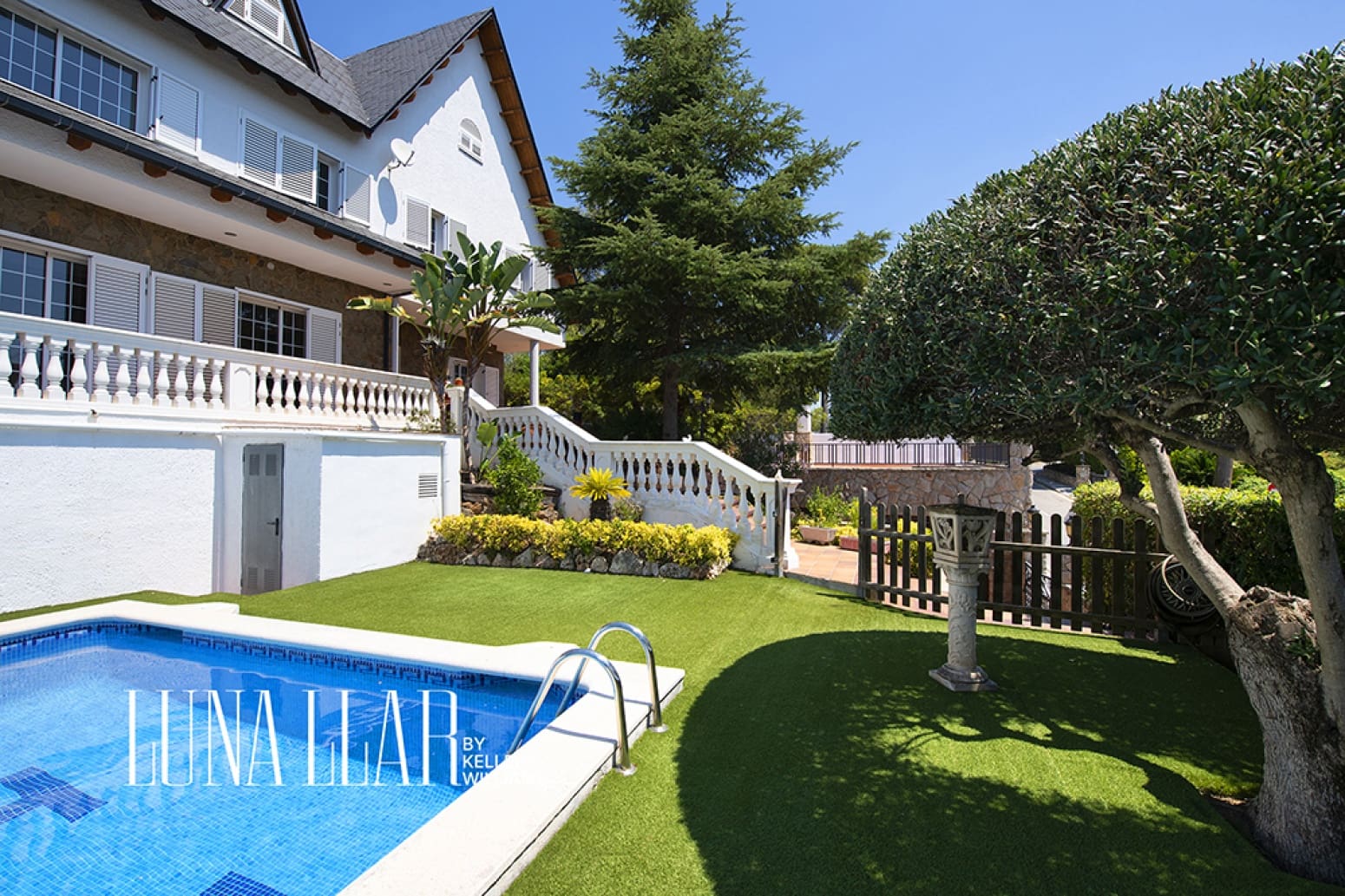 Chalet de 6 habitaciones en Gavà en venta con piscina garaje - 995.000 € (Ref: 9941844)