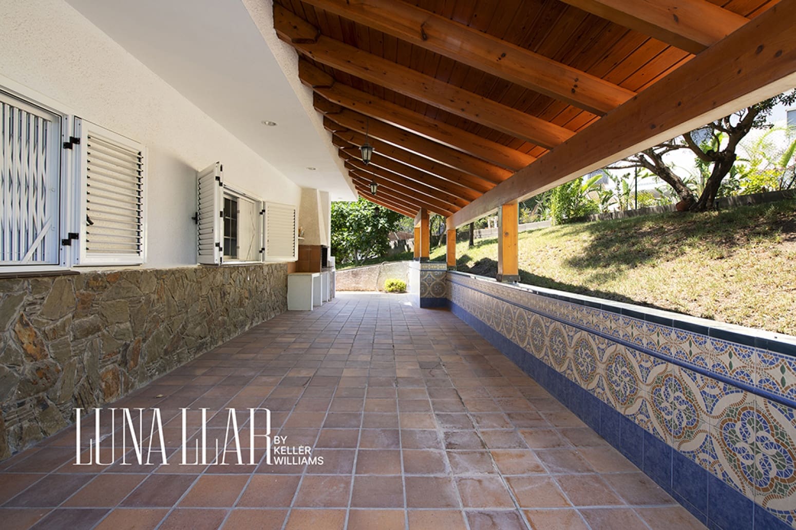 Chalet de 6 habitaciones en Gavà en venta con piscina garaje - 995.000 € (Ref: 9941844)