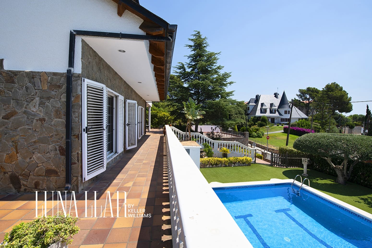 Chalet de 6 habitaciones en Gavà en venta con piscina garaje - 995.000 € (Ref: 9941844)