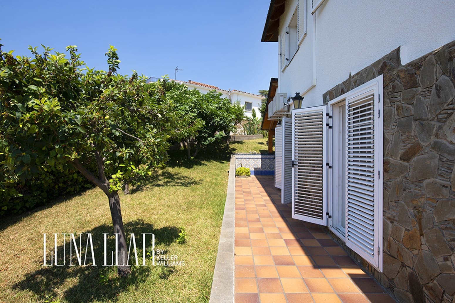 Chalet de 6 habitaciones en Gavà en venta con piscina garaje - 995.000 € (Ref: 9941844)