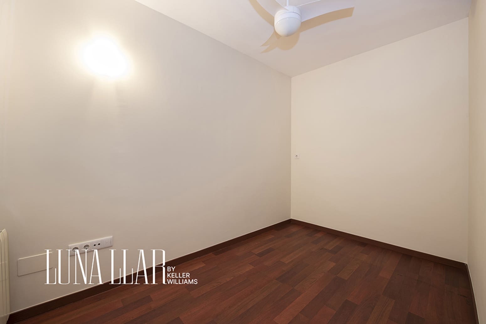 3 soveværelse Lejlighed til salg i Barcelona by - € 440.000 (Ref: 9945329)