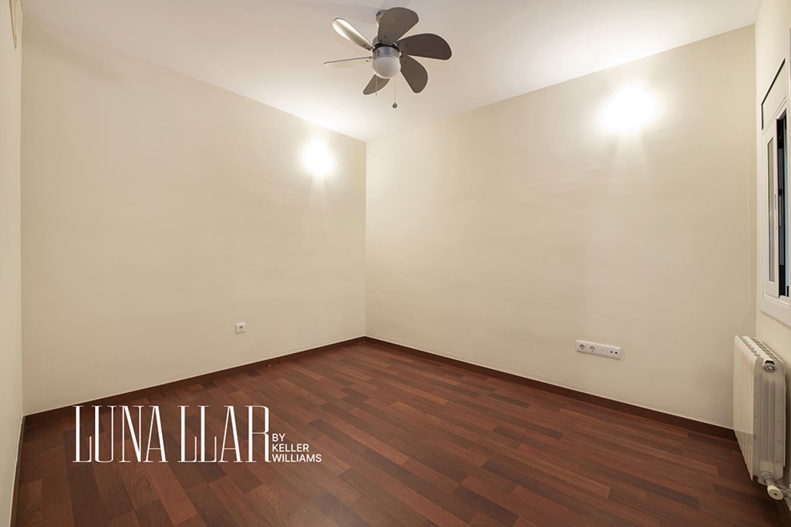 3 soveværelse Lejlighed til salg i Barcelona by - € 440.000 (Ref: 9945329)