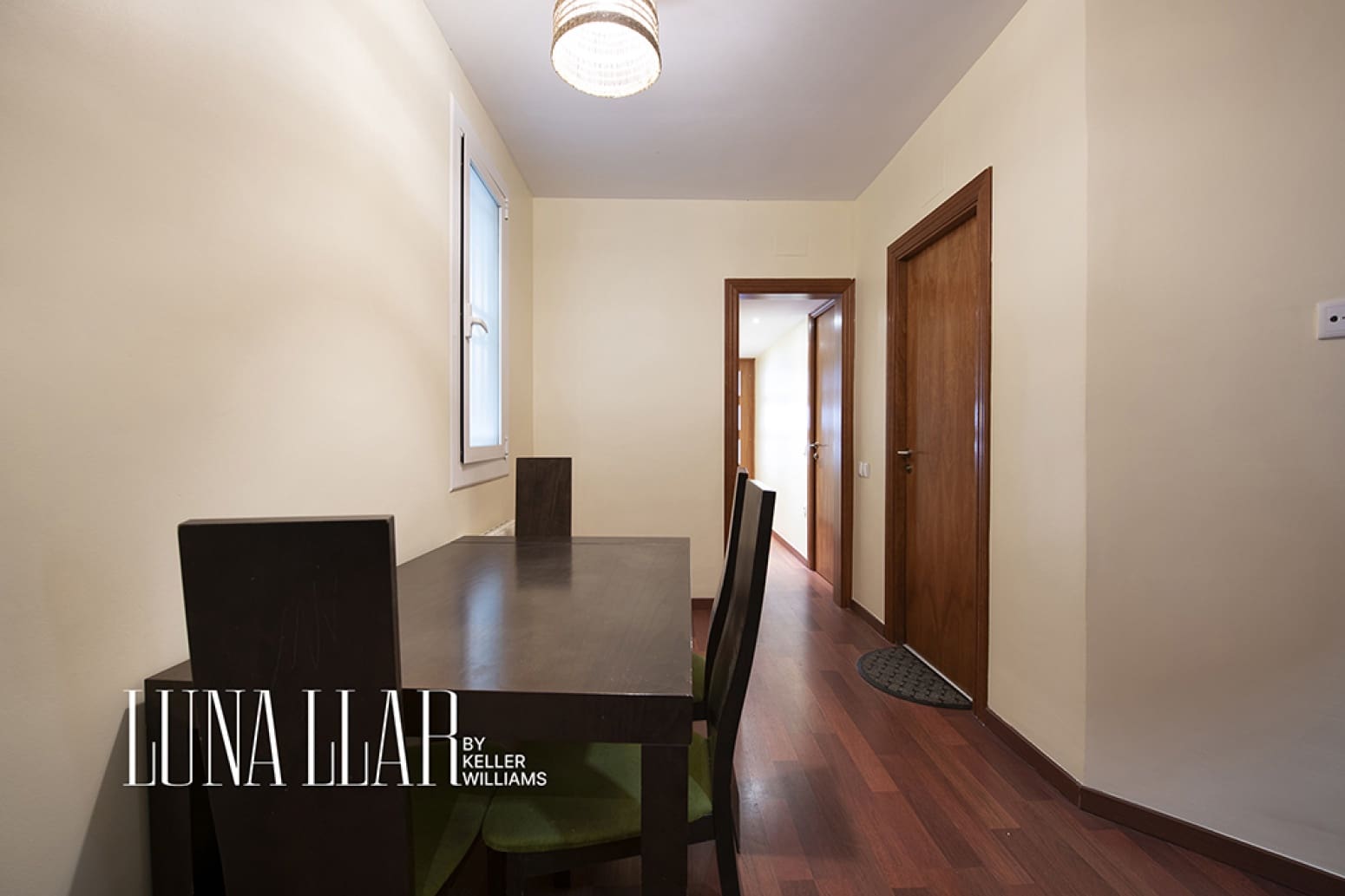 3 soveværelse Lejlighed til salg i Barcelona by - € 440.000 (Ref: 9945329)