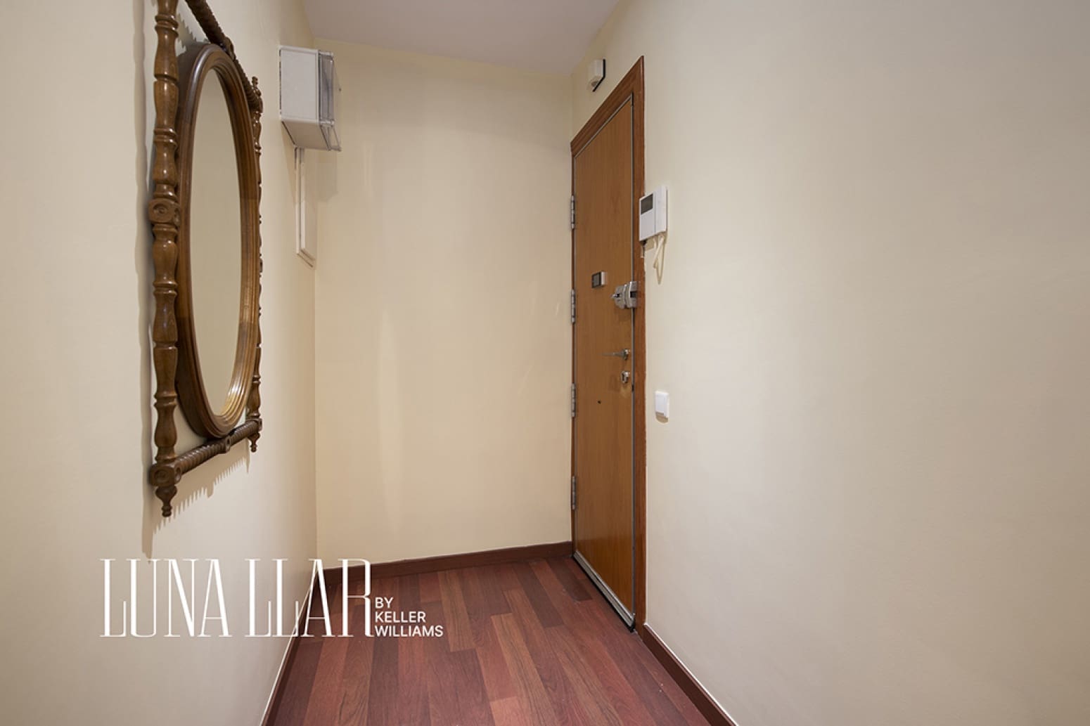 3 soveværelse Lejlighed til salg i Barcelona by - € 440.000 (Ref: 9945329)