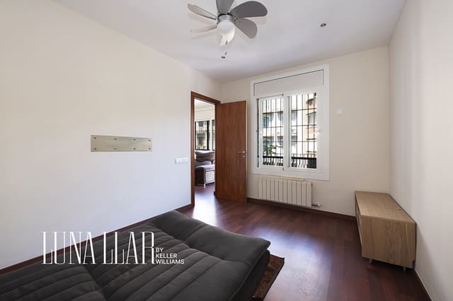 3 soveværelse Lejlighed til salg i Sant Antoni, Barcelona by - € 440.000 (Ref: 9945329)