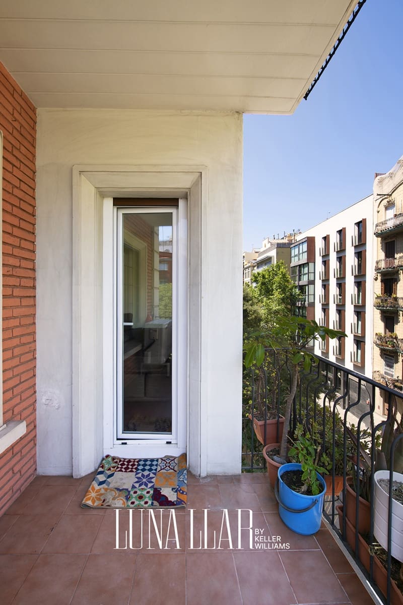 3 soveværelse Lejlighed til salg i Barcelona by - € 440.000 (Ref: 9945329)