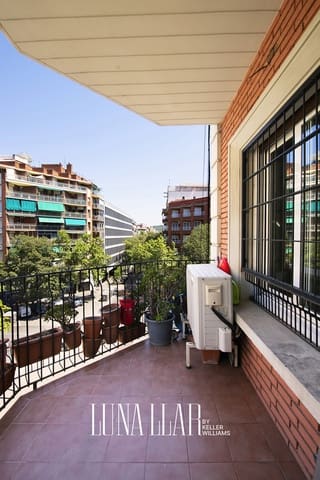3 soveværelse Lejlighed til salg i Sant Antoni, Barcelona by - € 440.000 (Ref: 9945329)