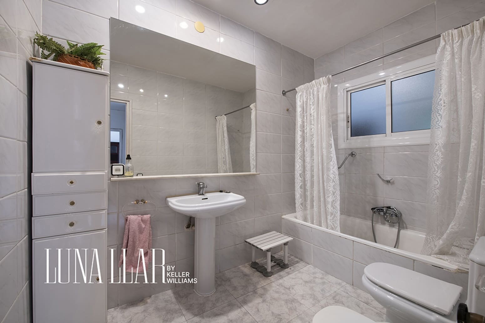 Piso de 4 habitaciones en Barcelona ciudad en venta - 760.000 € (Ref: 9947399)