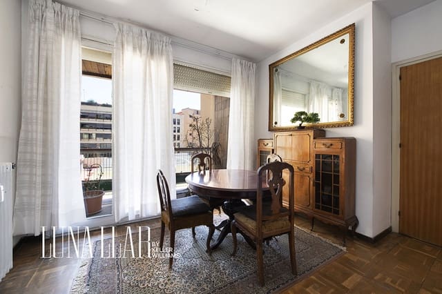 4 soverom Leilighet til salgs i L'Antiga Esquerra de L'Eixample, Barcelona by - € 760 000 (Ref: 9947399)