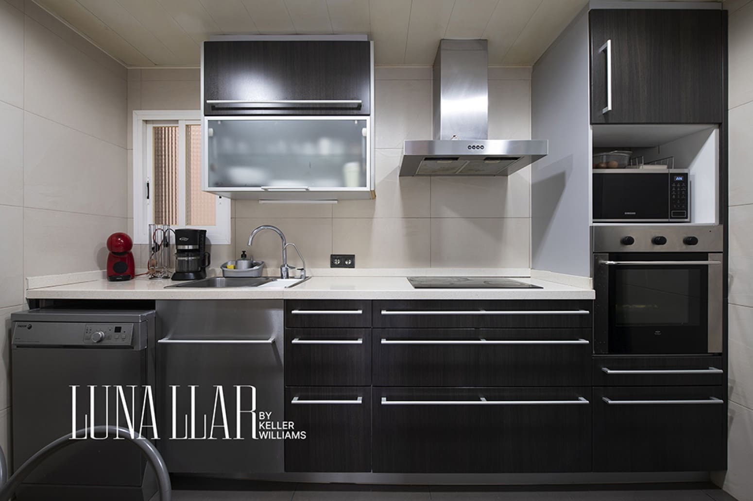 4 makuuhuone Asunto myytävänä paikassa Gava - 379 900 € (Ref: 9953846)