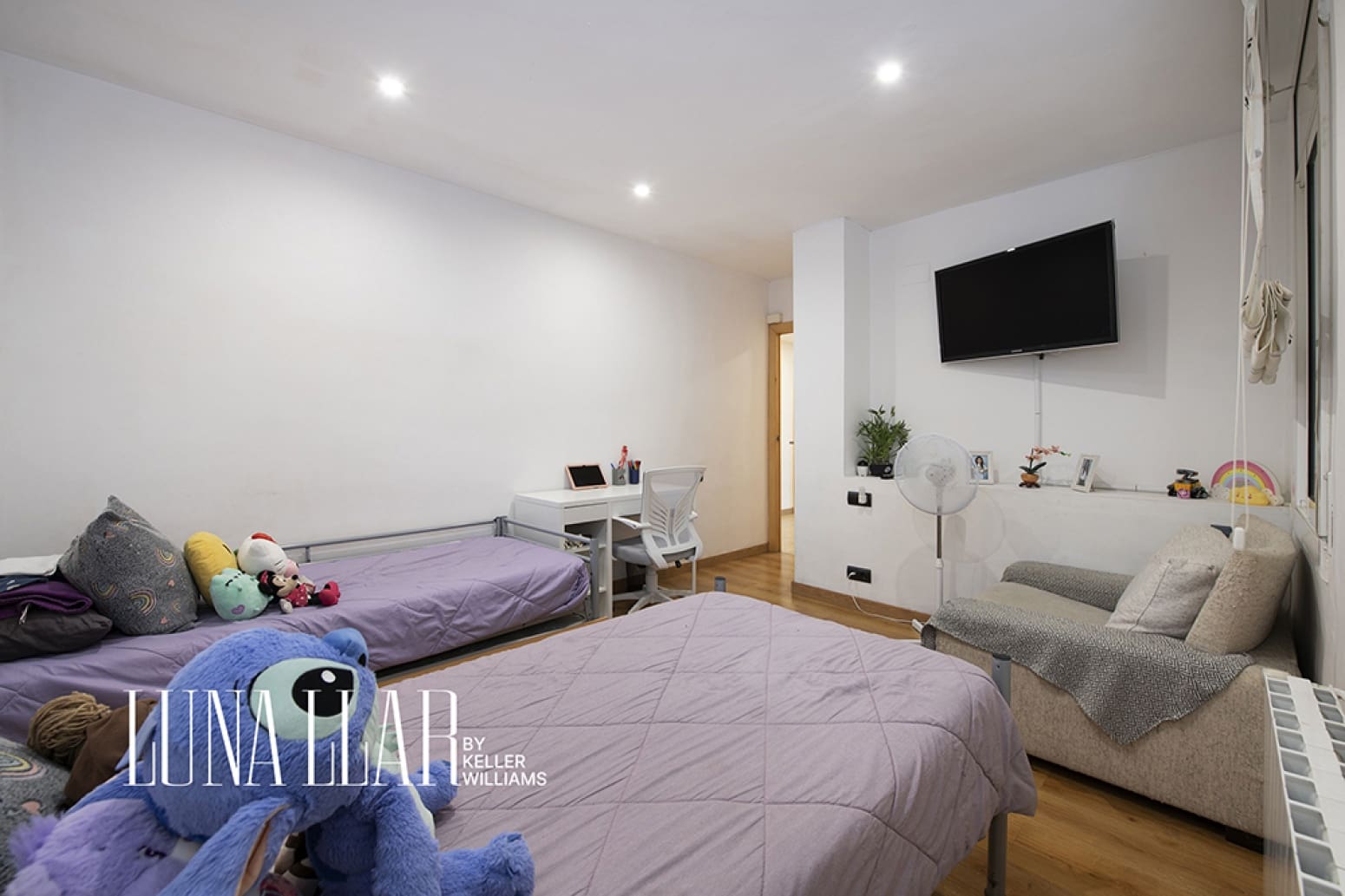 4 makuuhuone Asunto myytävänä paikassa Gava - 379 900 € (Ref: 9953846)
