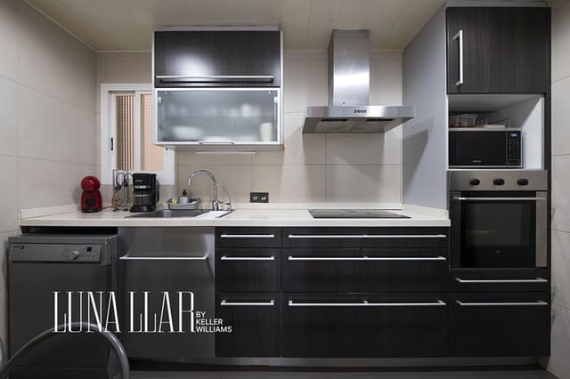 4 makuuhuone Asunto myytävänä paikassa Gavà - 379 900 € (Ref: 9953846)