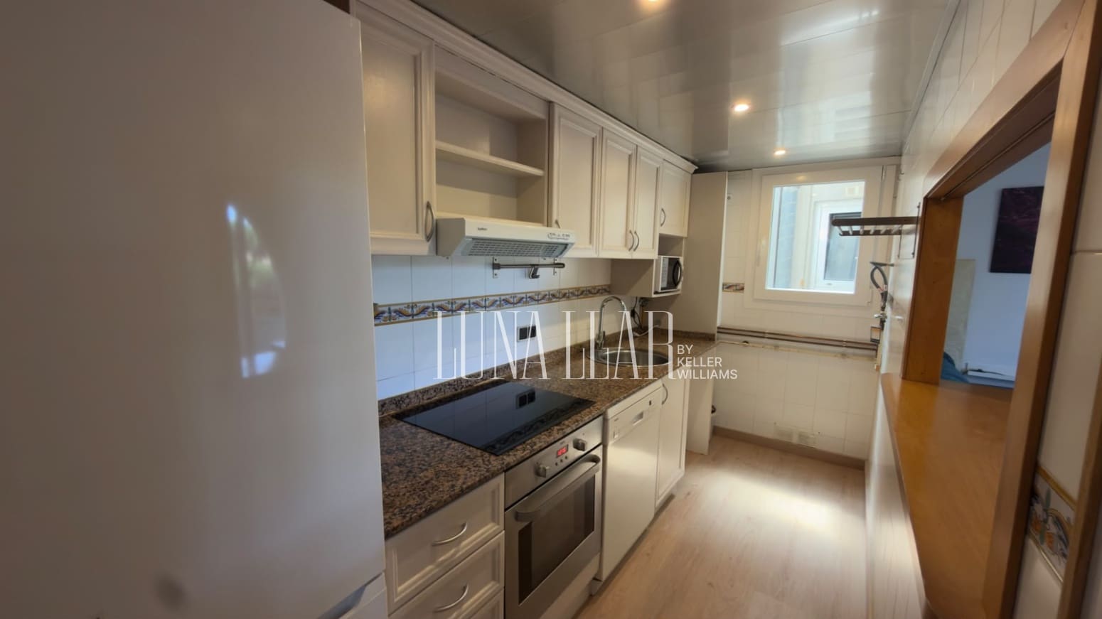 Lejlighed til leje i Gava - € 1.600 (Ref: 9959354)
