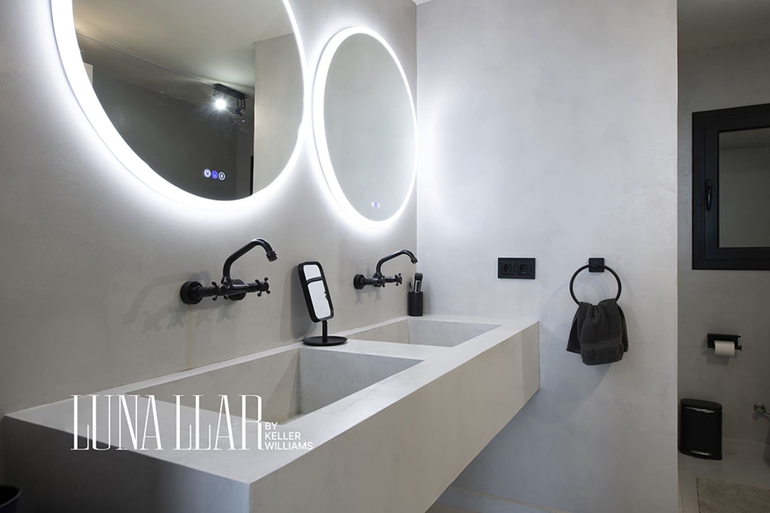 5 slaapkamer Villa te huur in Sitges met zwembad garage - € 8.000 (Ref: 9964826)