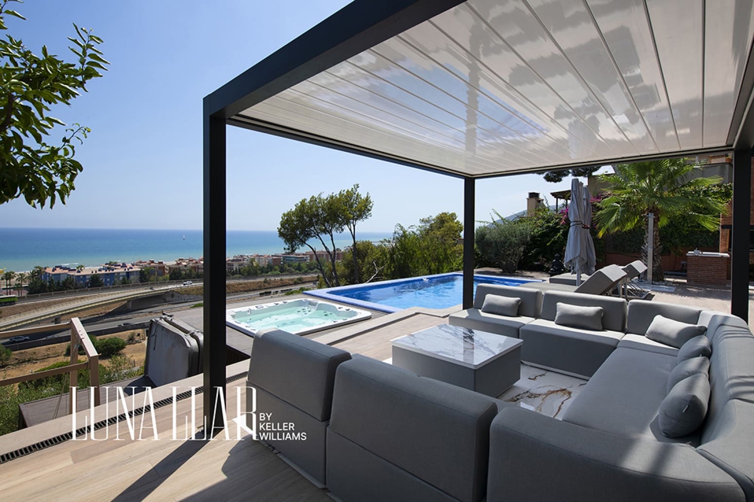 5 slaapkamer Villa te huur in Sitges met zwembad garage - € 8.000 (Ref: 9964826)
