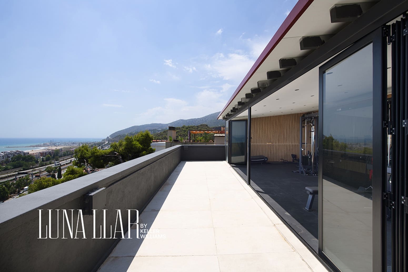 5 slaapkamer Villa te huur in Sitges met zwembad garage - € 8.000 (Ref: 9964826)