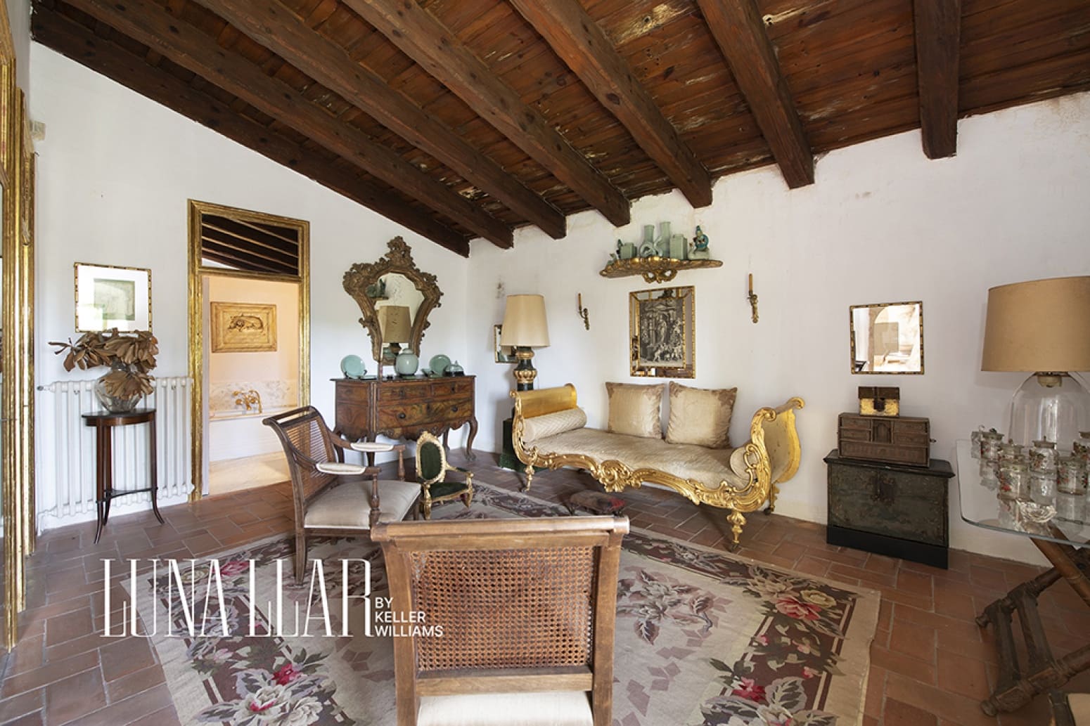 8 bedroom Villa for sale in Pineda de Mar with pool garage - € 3,500,000 (Ref: 9966293)
