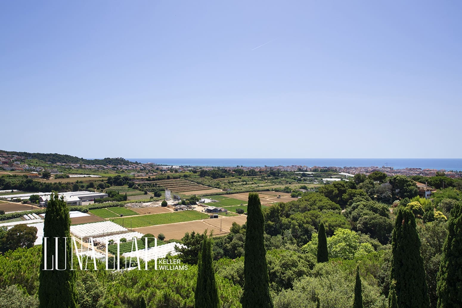 8 bedroom Villa for sale in Pineda de Mar with pool garage - € 3,500,000 (Ref: 9966293)