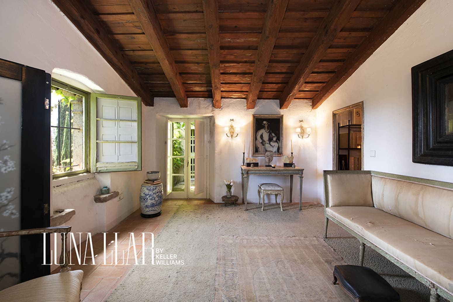 8 bedroom Villa for sale in Pineda de Mar with pool garage - € 3,500,000 (Ref: 9966293)