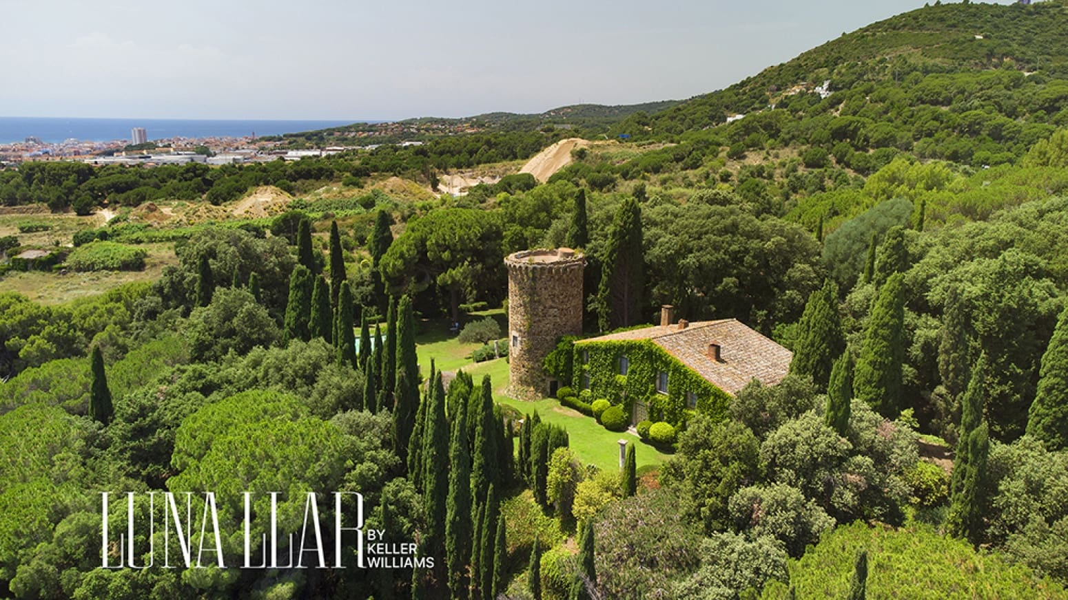 8 bedroom Villa for sale in Pineda de Mar with pool garage - € 3,500,000 (Ref: 9966293)