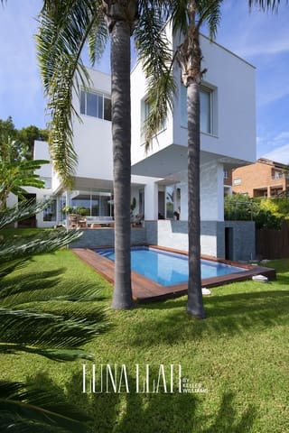 7 soveværelse Villa til salg i Castelldefels med garage - € 1.890.000 (Ref: 9974938)
