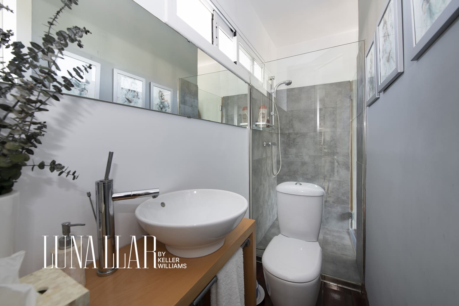 7 soverom Villa til salgs i Castelldefels med garasje - € 1 890 000 (Ref: 9974938)