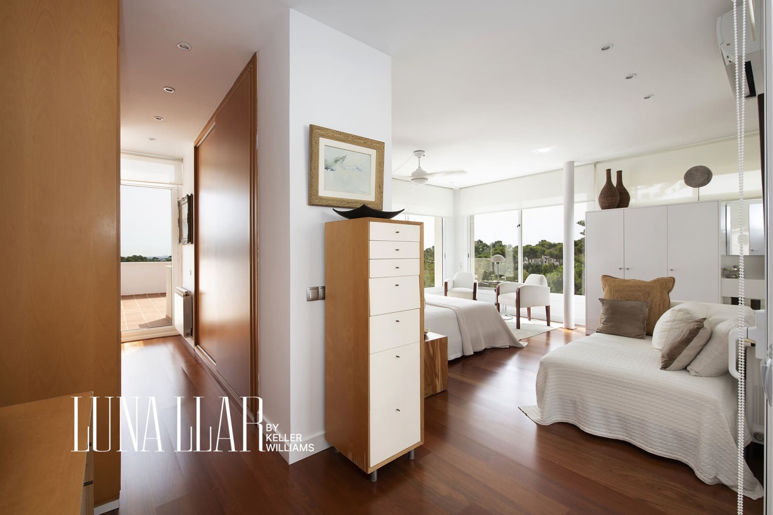 7 soverom Villa til salgs i Castelldefels med garasje - € 1 890 000 (Ref: 9974938)