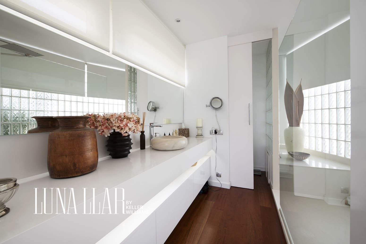7 soverom Villa til salgs i Castelldefels med garasje - € 1 890 000 (Ref: 9974938)