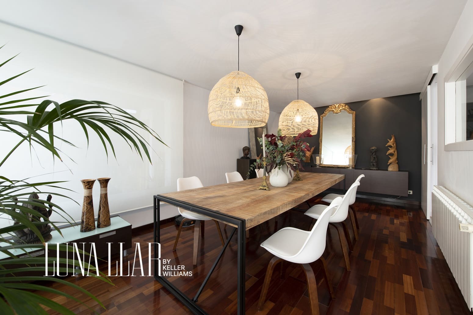 7 soverom Villa til salgs i Castelldefels med garasje - € 1 890 000 (Ref: 9974938)