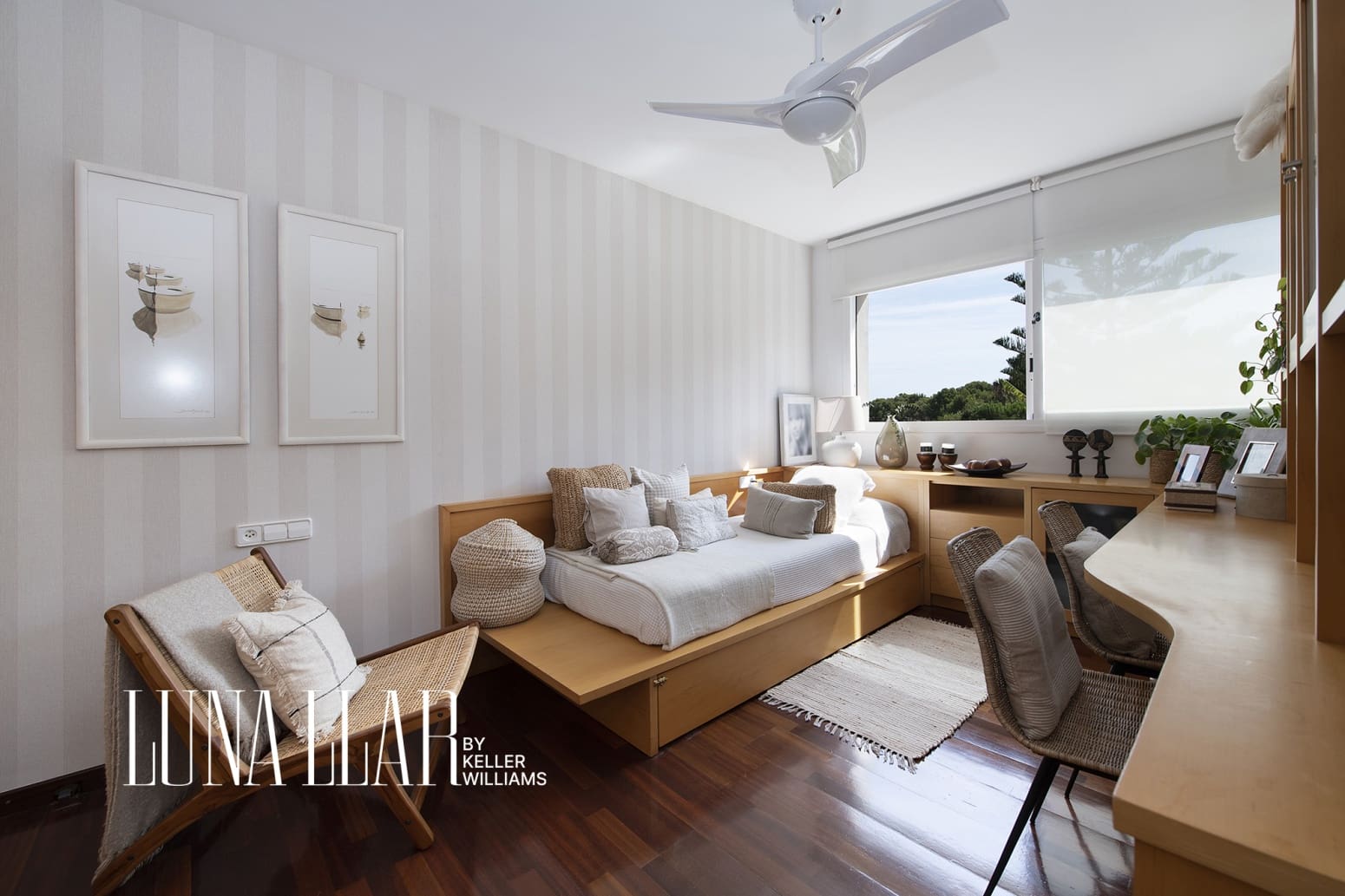 7 soverom Villa til salgs i Castelldefels med garasje - € 1 890 000 (Ref: 9974938)