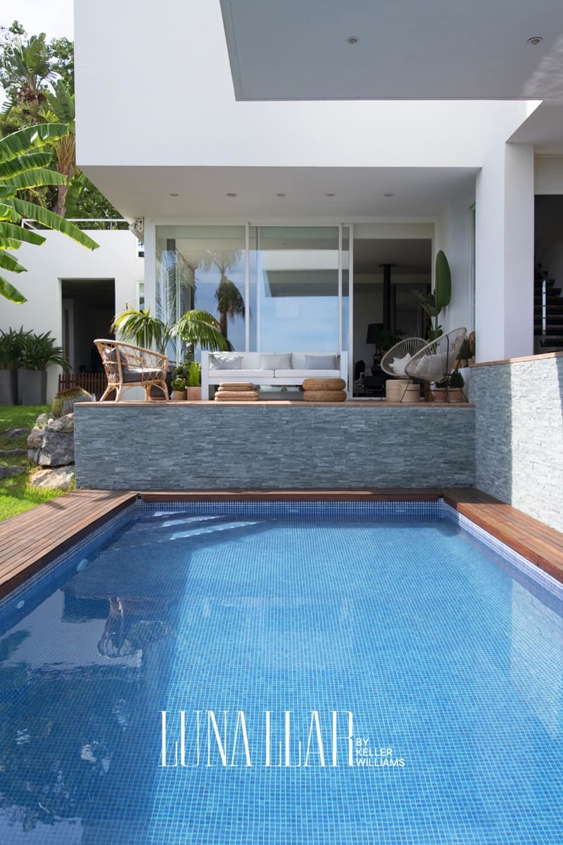 7 soverom Villa til salgs i Castelldefels med garasje - € 1 890 000 (Ref: 9974938)
