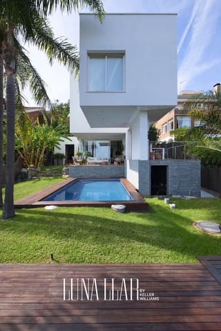 7 soveværelse Villa til salg i Castelldefels med garage - € 1.890.000 (Ref: 9974938)