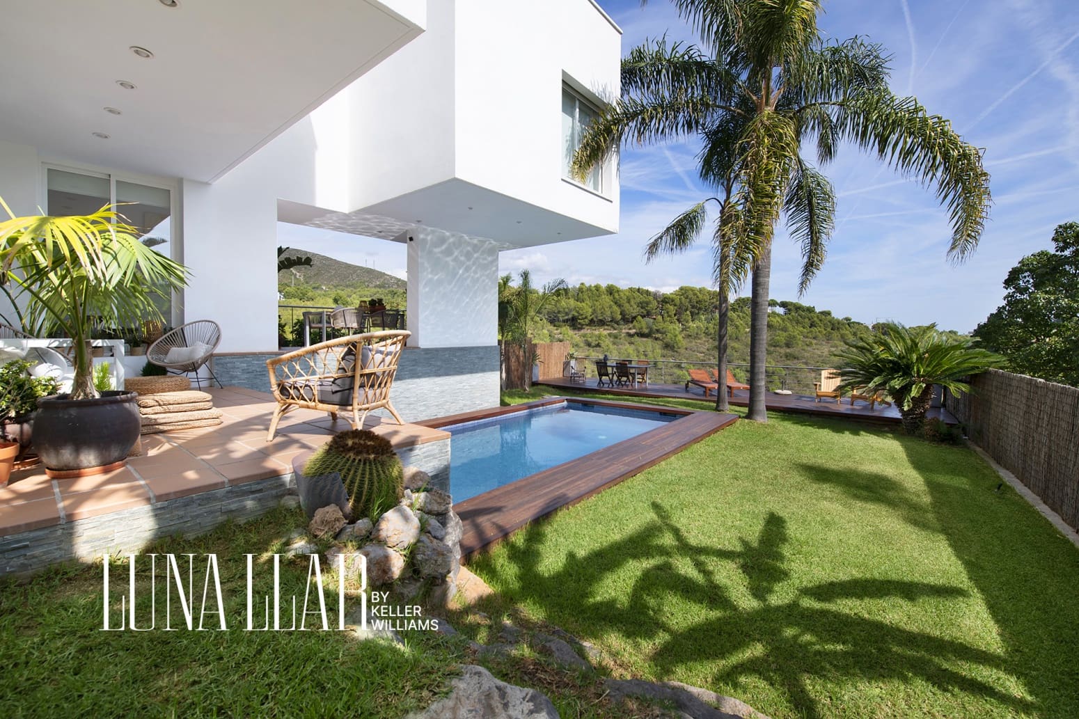 7 soverom Villa til salgs i Castelldefels med garasje - € 1 890 000 (Ref: 9974938)