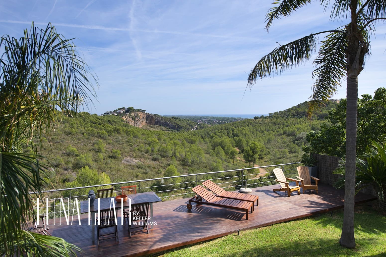 7 soverom Villa til salgs i Castelldefels med garasje - € 1 890 000 (Ref: 9974938)