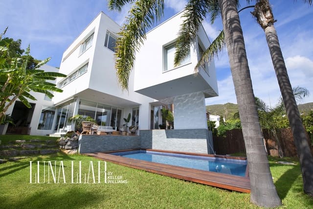 7 soveværelse Villa til salg i Castelldefels med garage - € 1.890.000 (Ref: 9974938)