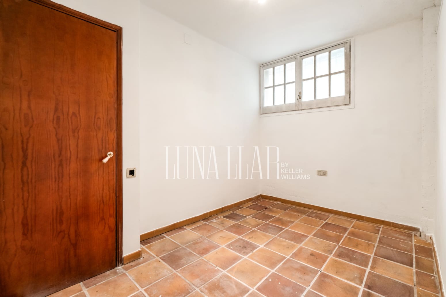 5 sovrum Villa till salu i Castelldefels med garage - 710 000 € (Ref: 9996718)