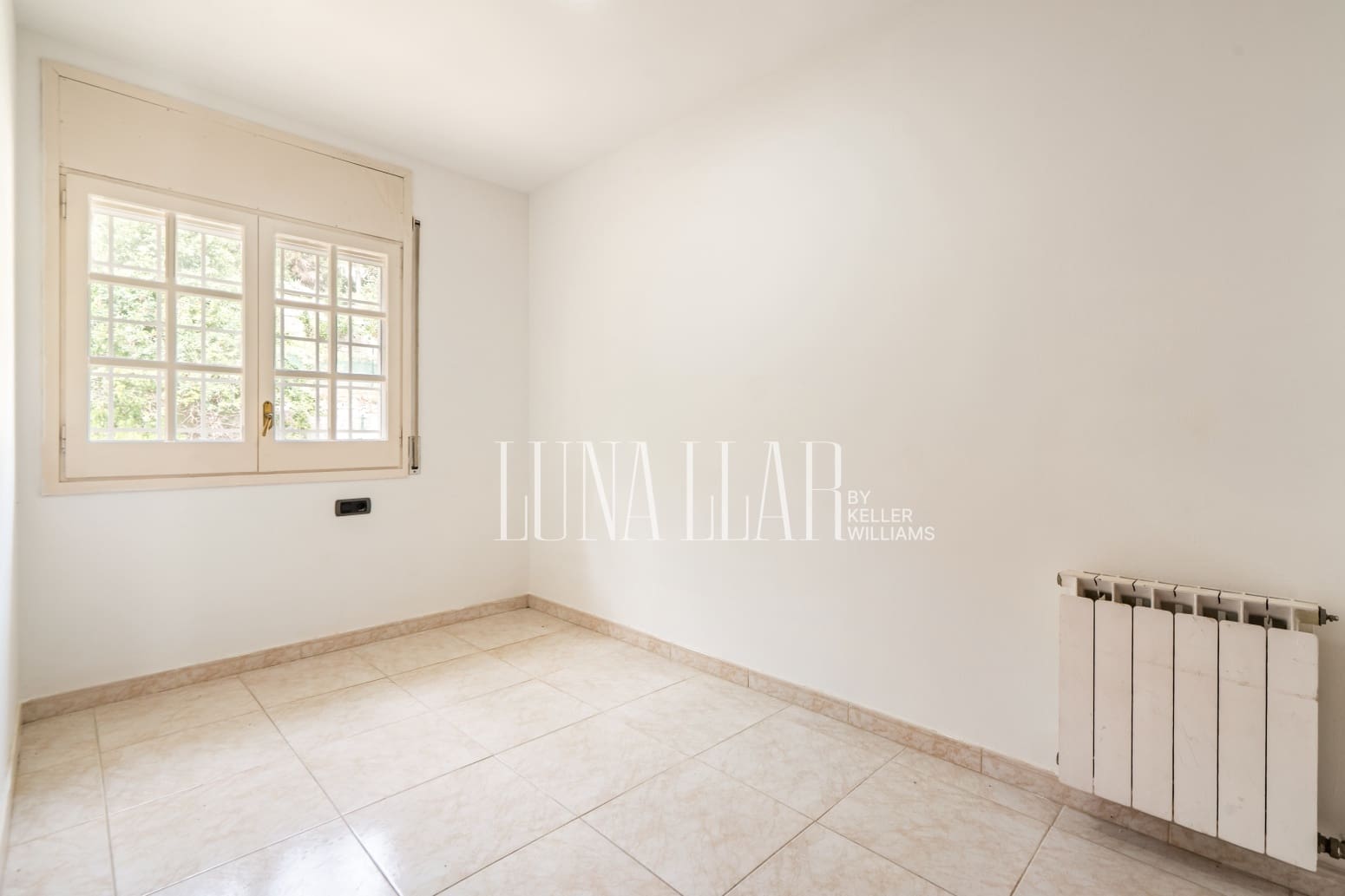 5 sovrum Villa till salu i Castelldefels med garage - 710 000 € (Ref: 9996718)