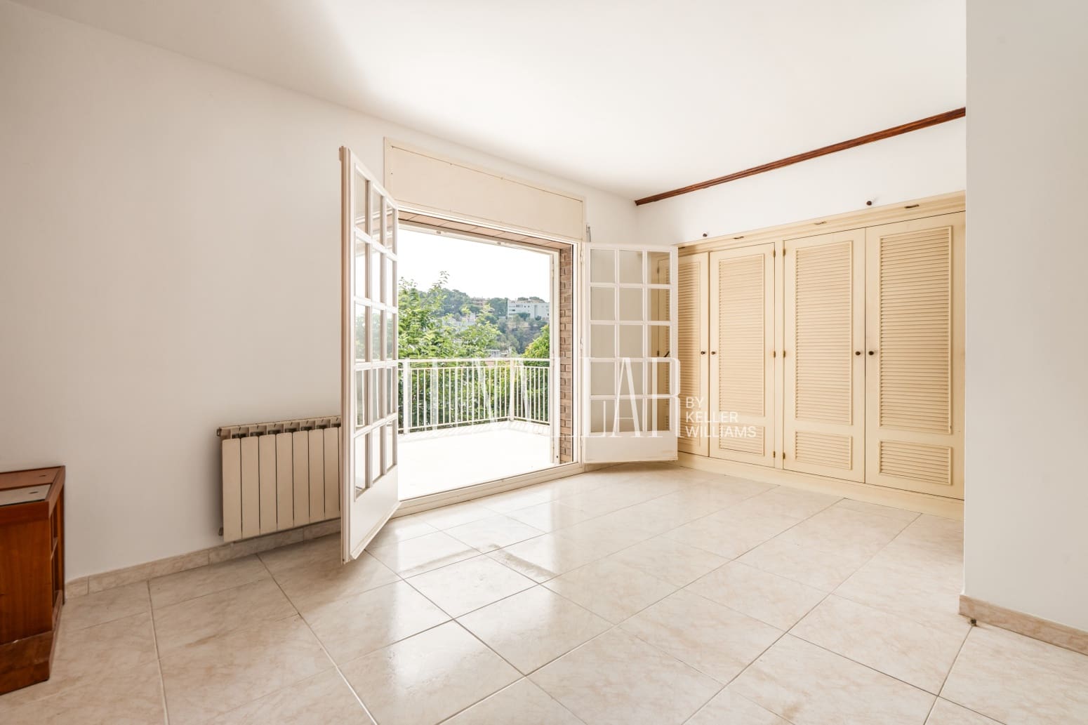 5 sovrum Villa till salu i Castelldefels med garage - 710 000 € (Ref: 9996718)