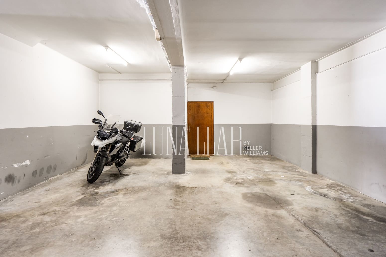 5 sovrum Villa till salu i Castelldefels med garage - 710 000 € (Ref: 9996718)
