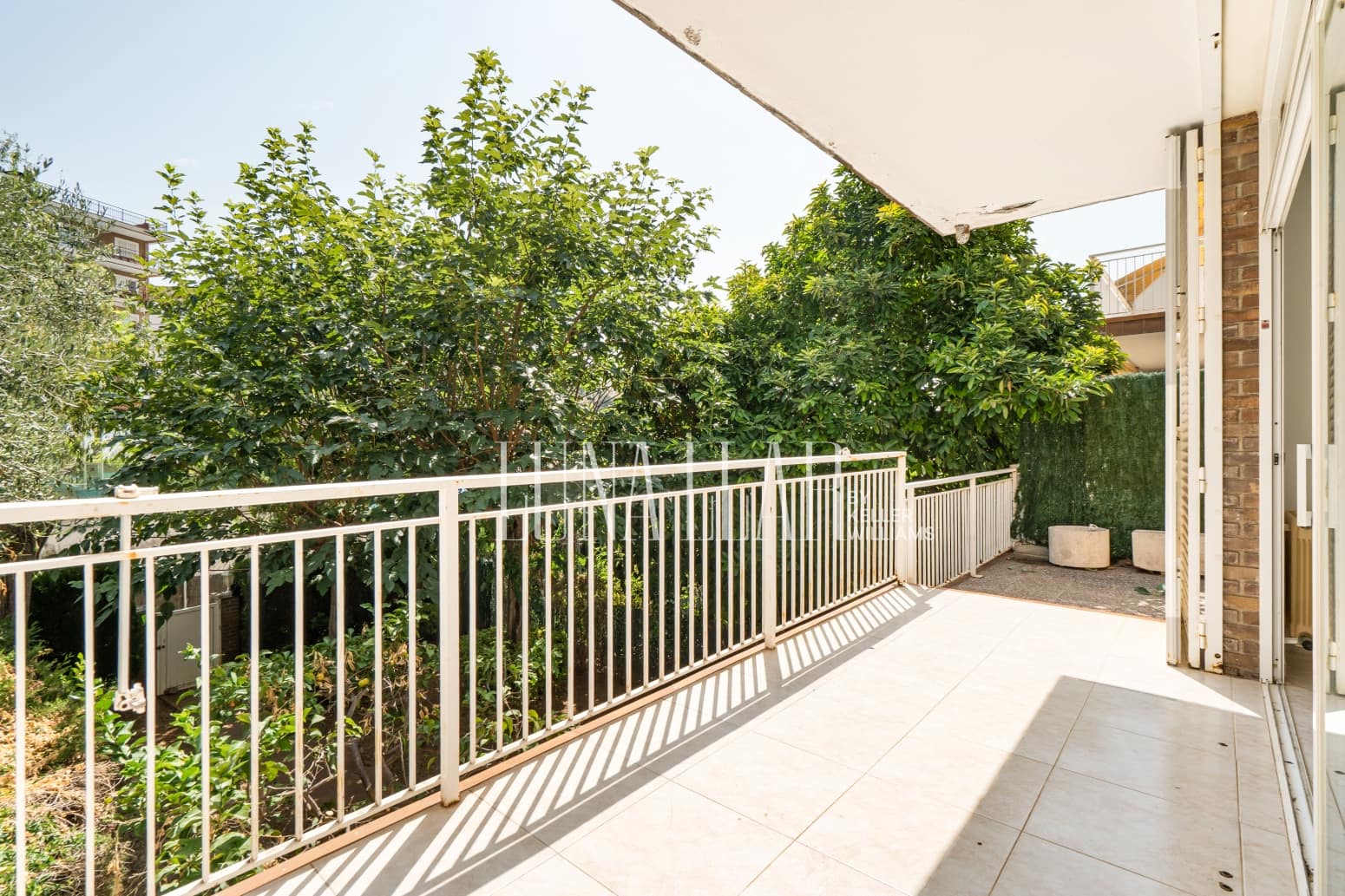 5 sovrum Villa till salu i Castelldefels med garage - 710 000 € (Ref: 9996718)