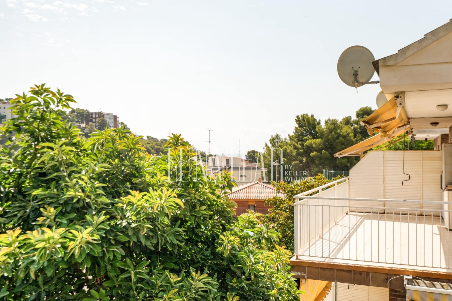 5 sovrum Villa till salu i Castelldefels med garage - 710 000 € (Ref: 9996718)
